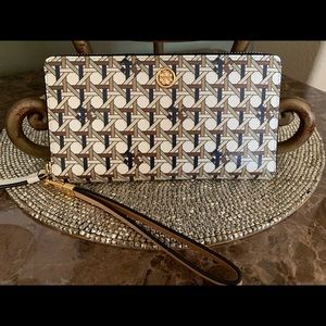Tory Burch Wallet